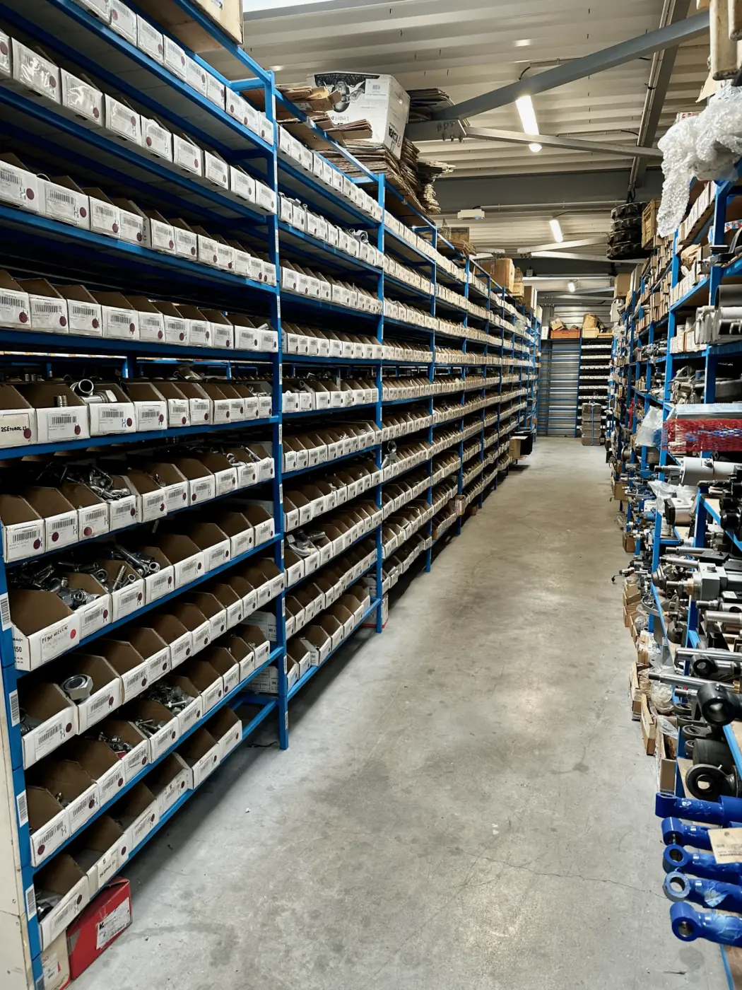 Parts in stock at the Hydromag sales counter