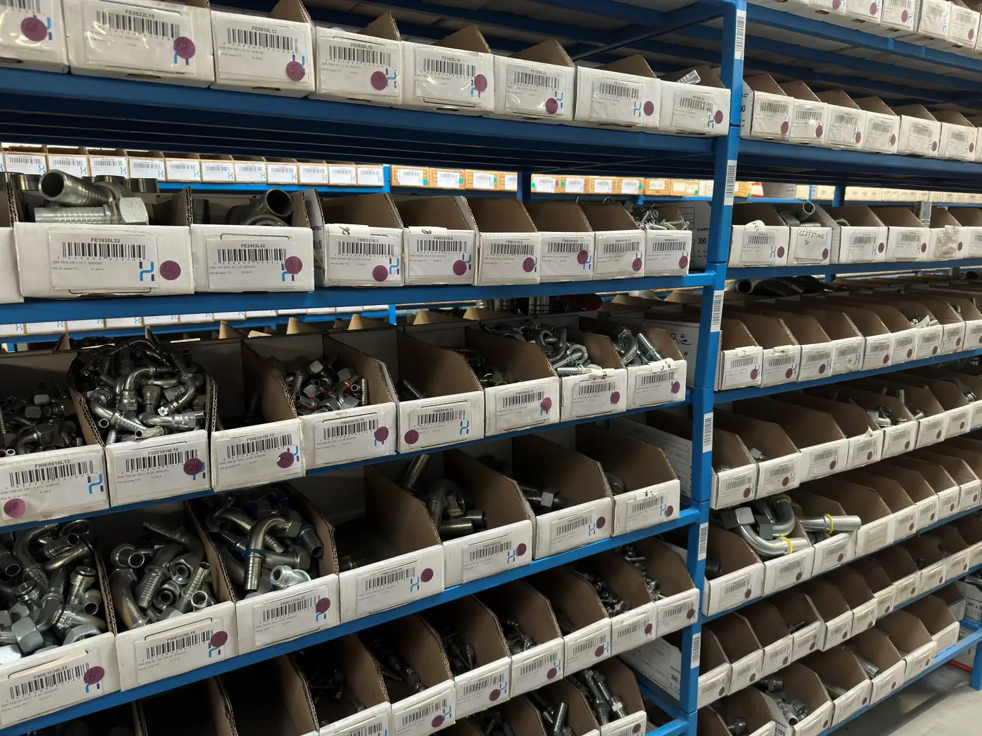 Hydraulic piping fitting