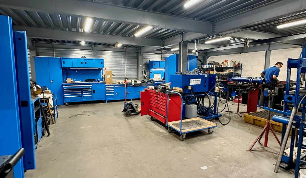 The Hydromag workshop in Chambly